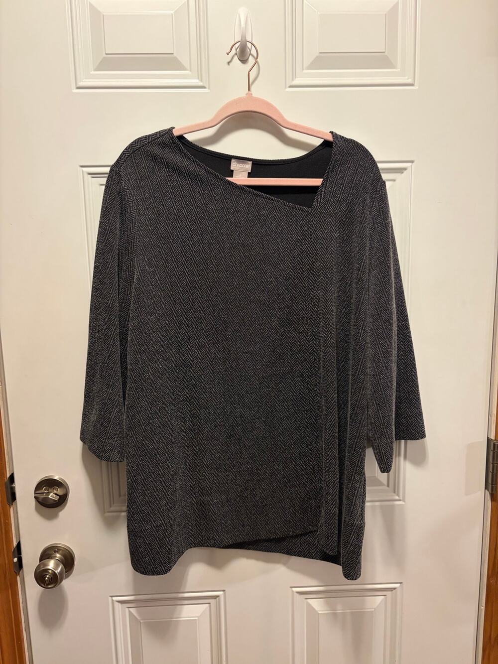 Chico's asymmetrical 3/4 sleeve tunic top in herringbone pattern size 4 (XXL)